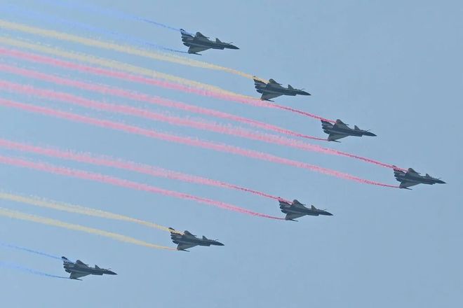让我大受震撼的五件大杀器pg电子金灿荣：阅兵式上(图9)
