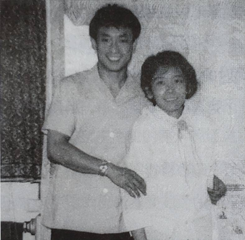 救队友失去双脚却因祸得福感动了一个女孩pg电子试玩网站免费1975年夏伯渝为(图3)